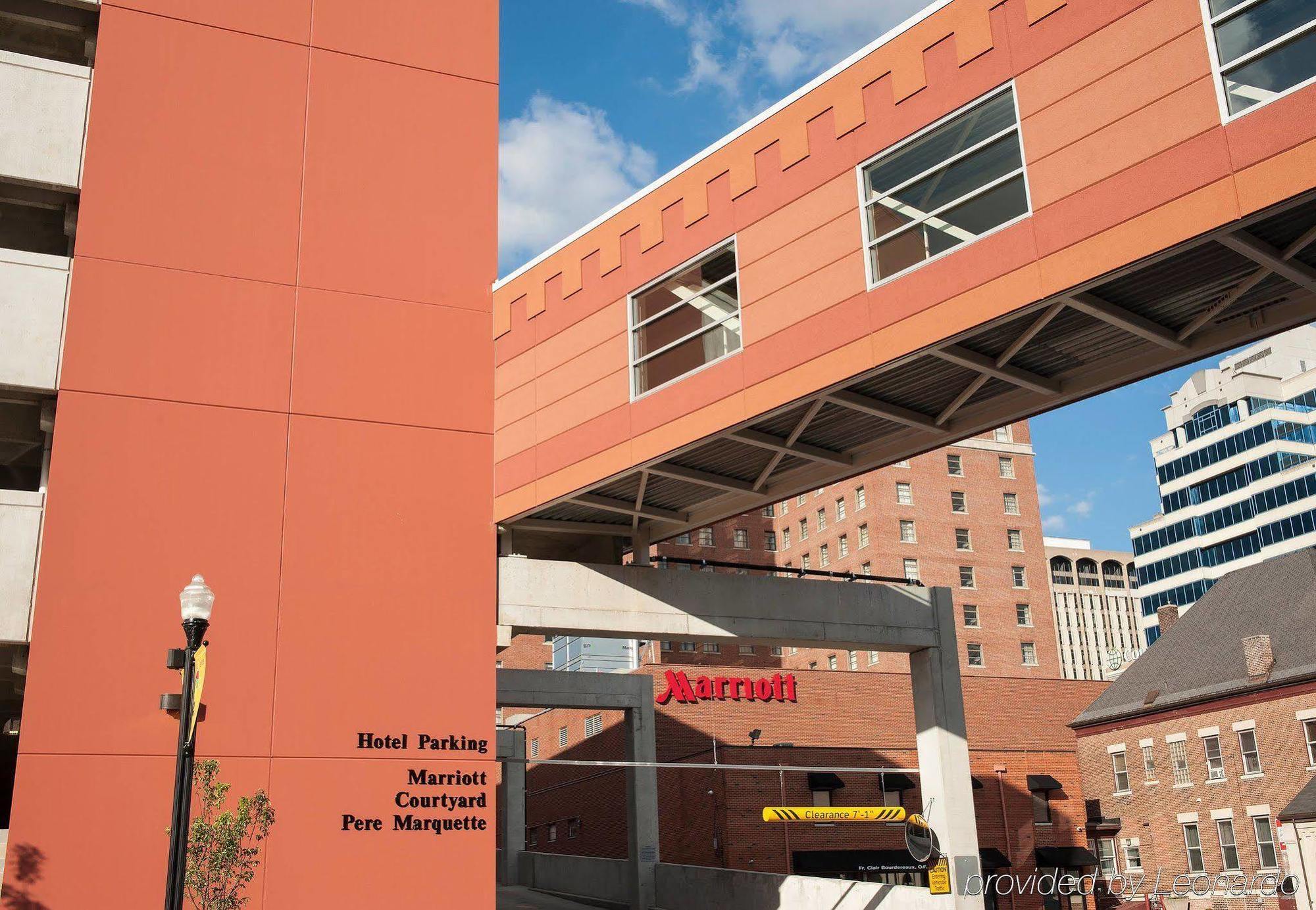 Hotel Courtyard Peoria Downtown Exterior foto